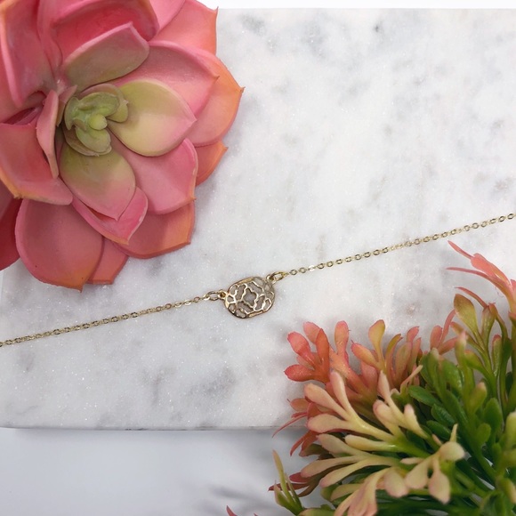 Dainty Gold Filagree Necklace - Picture 7 of 8